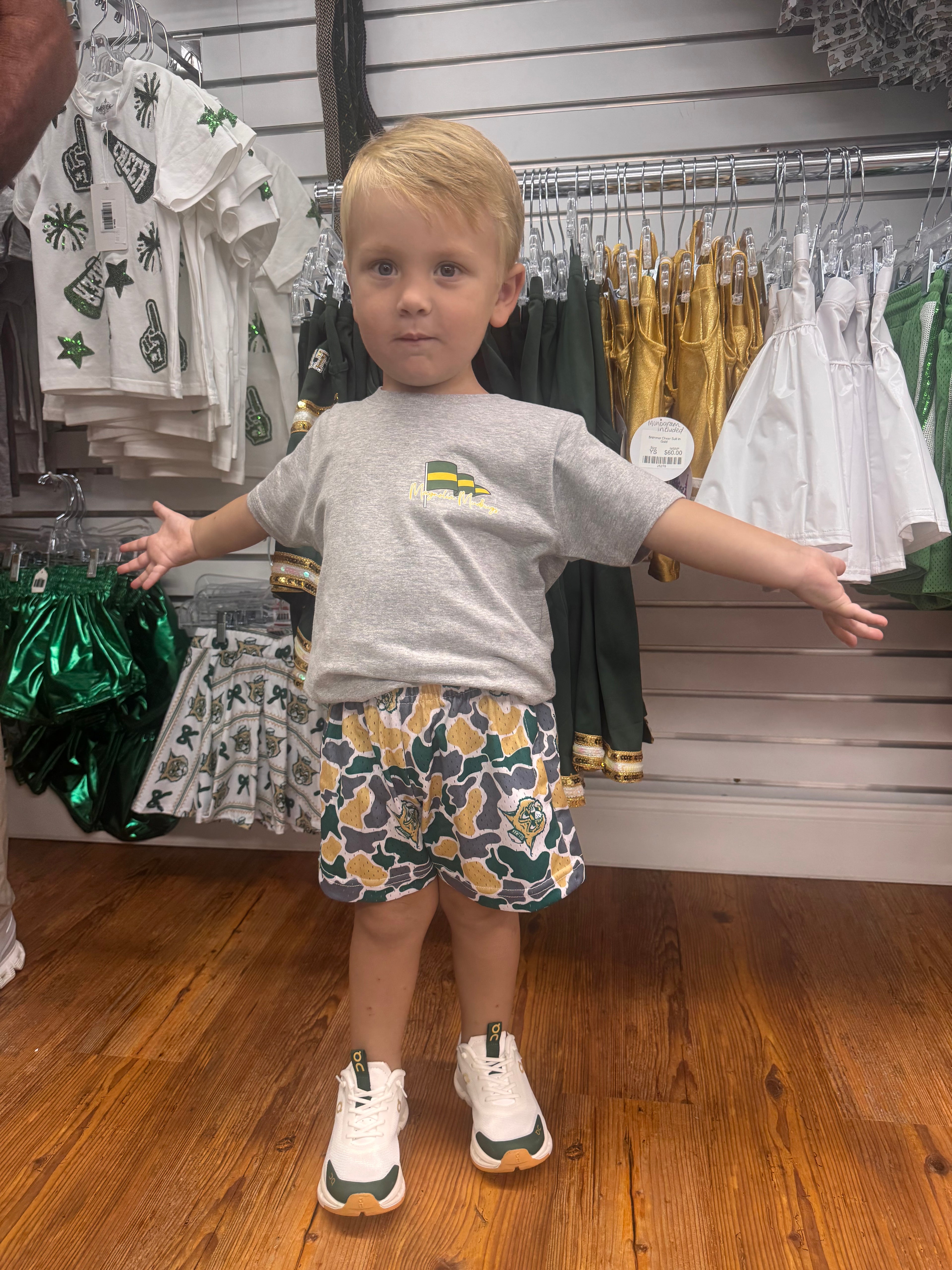 Camo Willy shorts
