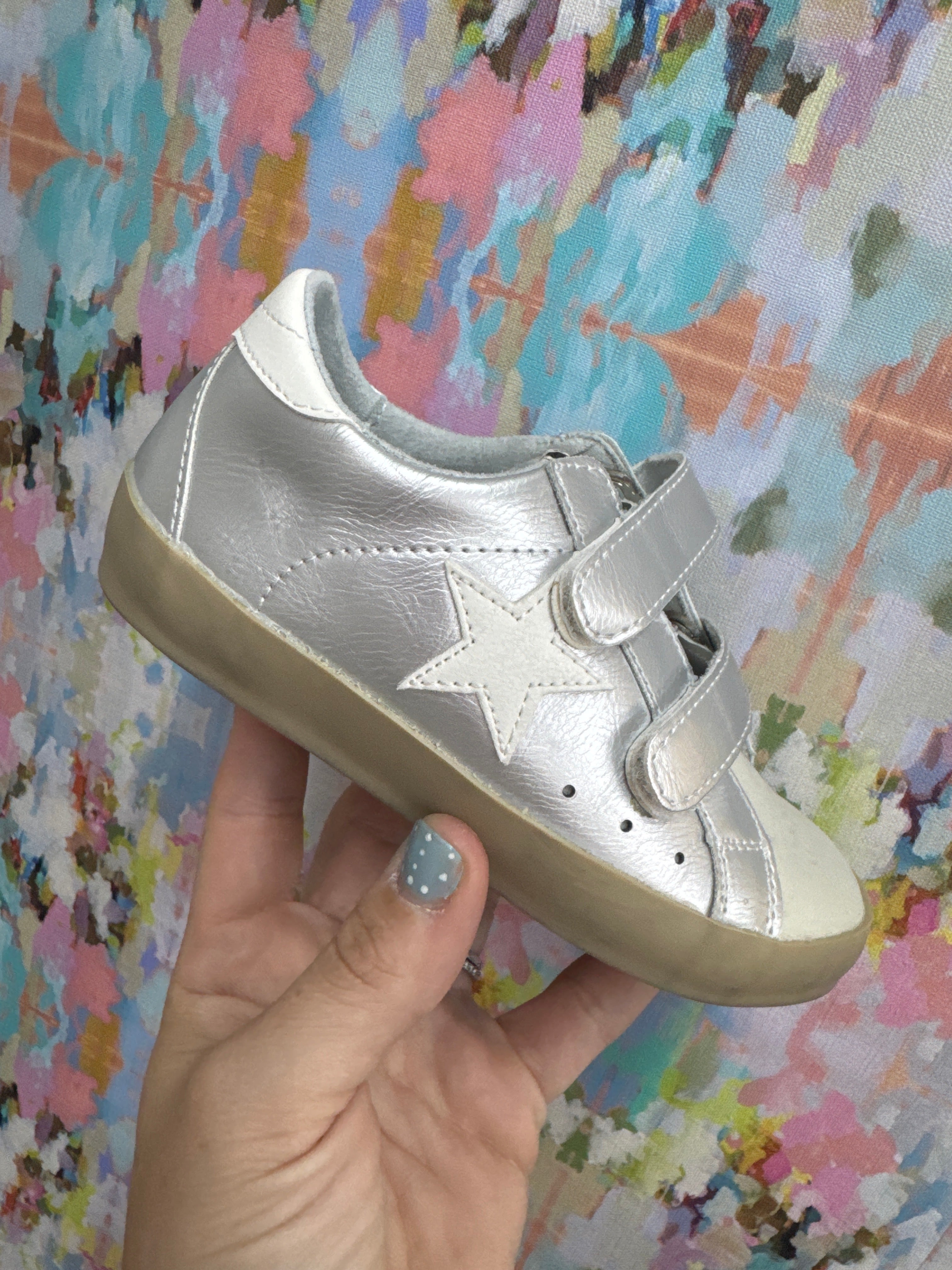 The Amelia small kid sneaker