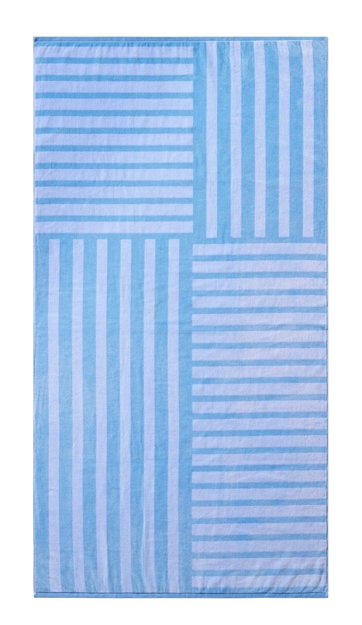 Monogramed beach towel☀️
