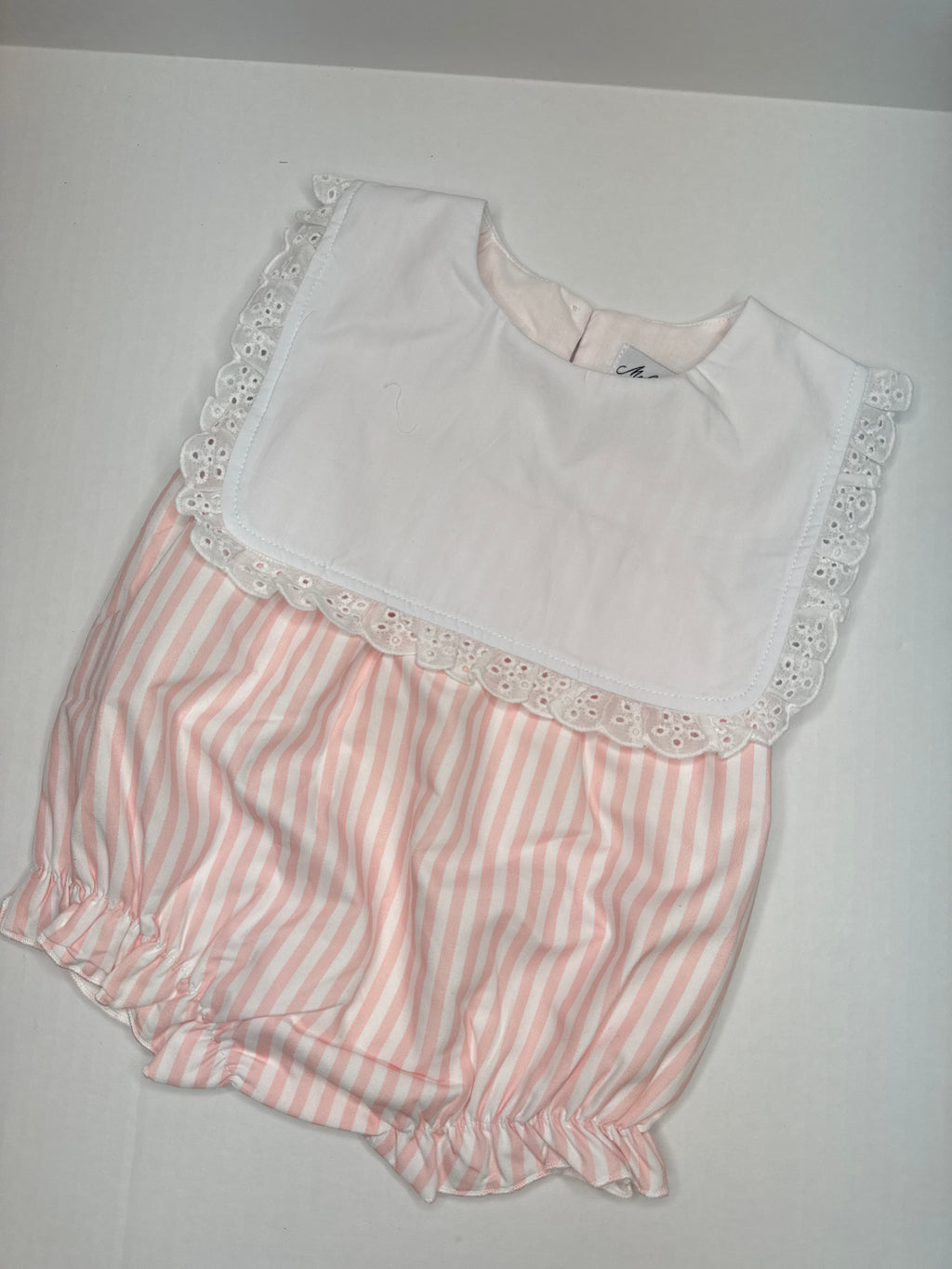 MFA ruffle bubble