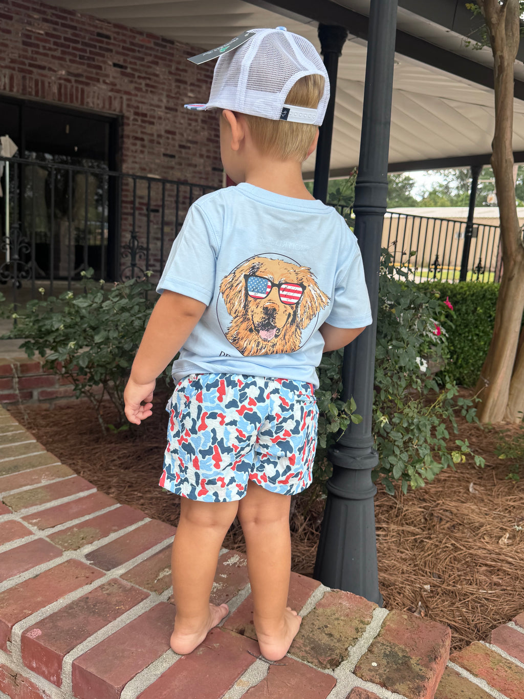 Properly tied PRINTED mallard shorts