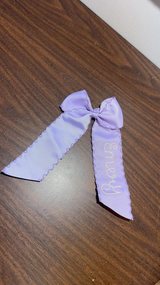 Monogramed scalloped bow