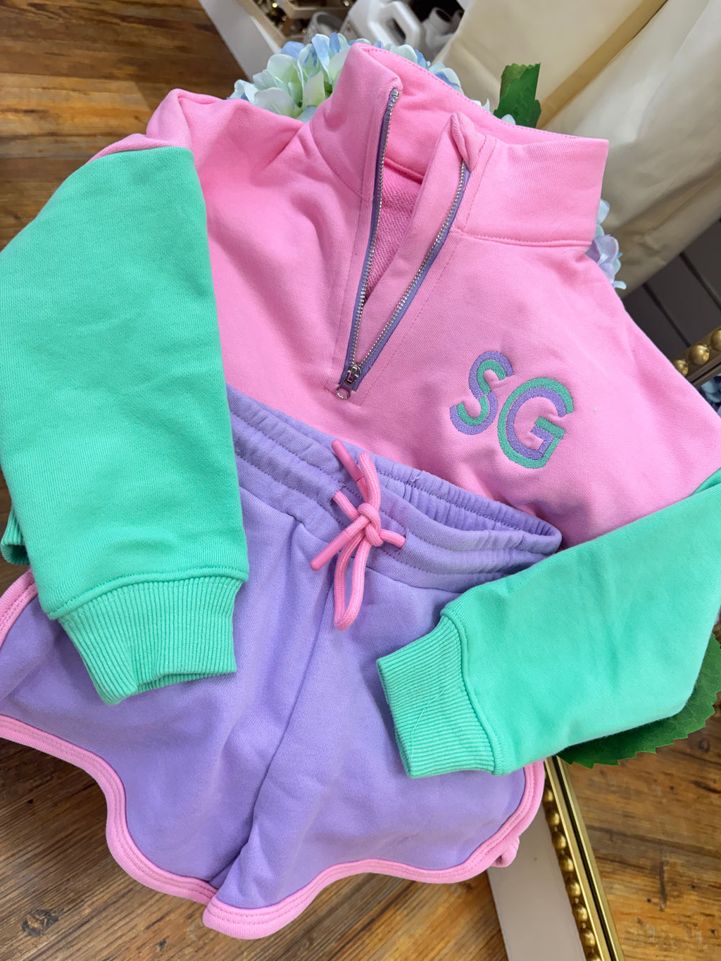 Monogramed sweat short set