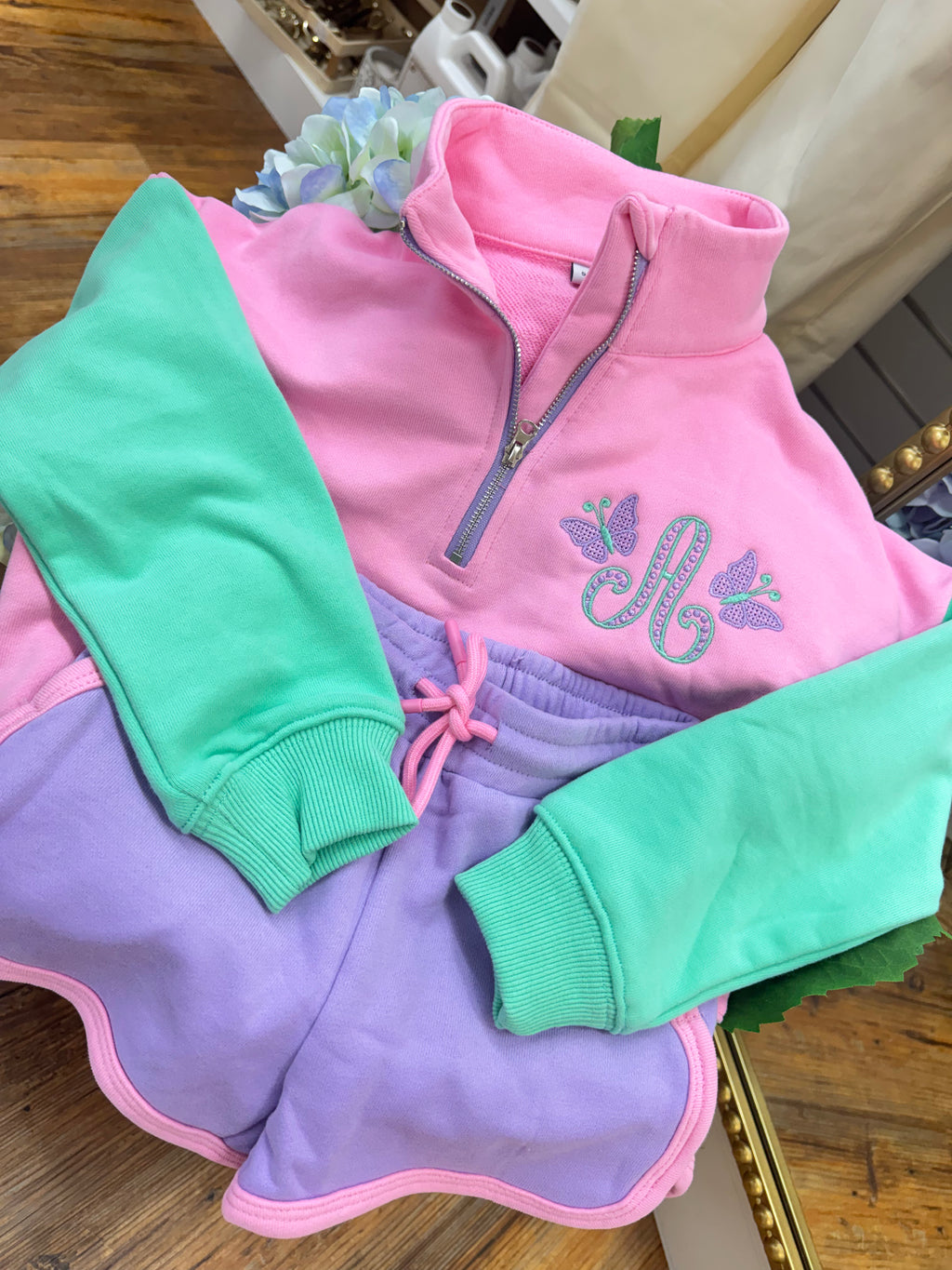 Monogramed sweat short set