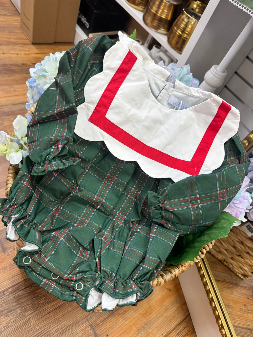 Monogramed collared christmas bubble